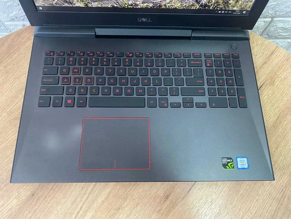 Ноутбук Dell Inspiron 7577 15.6 FHD/IPS/i7 7700HQ/16/SSD128+HDD1Tb/GTX1060-6Gb | Зображення 3