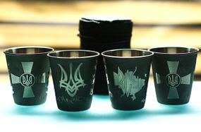 Металеві чарки 30 мл з гравіюванням ЗСУ карти Україна Тризуб піксель 4 шт подарунок чарки для патріота військового