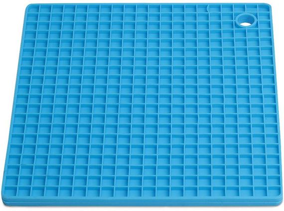 Підставка під гаряче Kamille силіконова 17.5x17.5см, кольорова