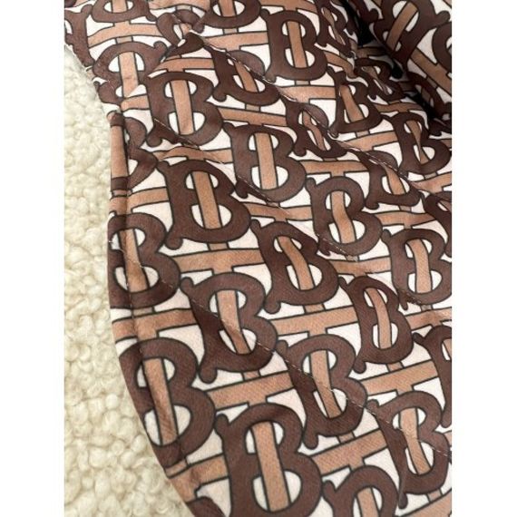 Брендовая зимняя курточка для собак BURBERRY велюровая c капюшоном, коричневая | Зображення 2