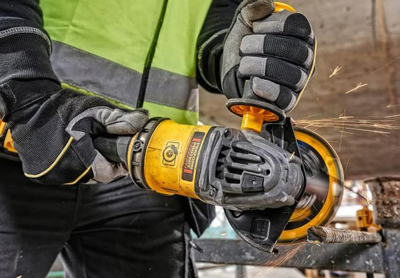 Акумуляторна болгарка DeWalt без АКБ та ЗП DCG418NT | Зображення 3