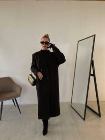 Женское стильное длинное пальто прямого кроя из кашемира  без утеплителя цвет черный