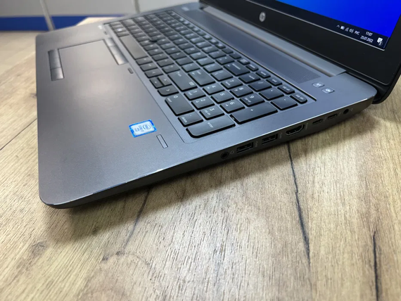 Ноутбук HP Zbook 15 G3 15.6" FHD IPS i7 6820HQ/32Gb/256Gb SSD/Quadro M1000M | Зображення 3
