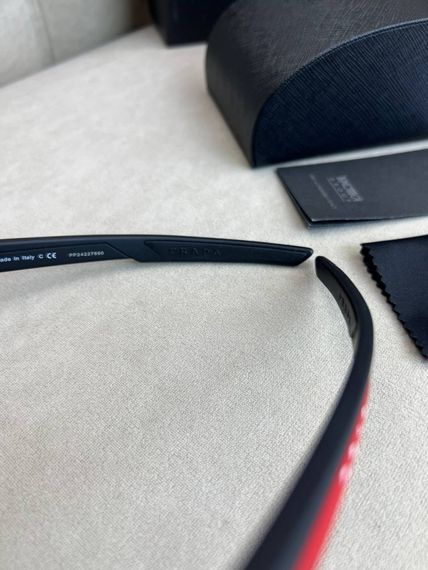 Сонцезахисні окуляри Prada SPS 04W-F g249 | Зображення 2