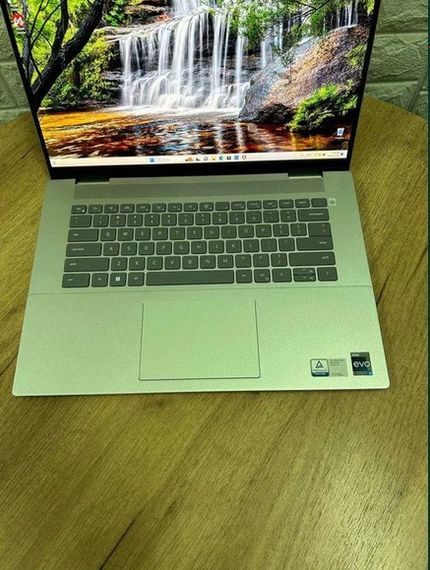 Ноутбук Dell Inspiron 7630 16,0" QHD IPS i7 13700H 32Gb SSD 1Tb Intel Iris Xe Б/В | Зображення 5