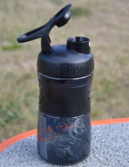 Спортивний шейкер (пляшка) BlenderBottle SportMixer Flip 20oz/590ml Black | Зображення 2