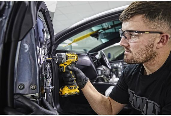Шуруповерт аккумуляторный бесщеточный 8Нм DeWALT DCF601N | Зображення 6