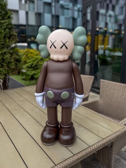 Статуетка Kaws Companion колекційна фігурка для інтер'єру 70 см коричневий kw013 | Зображення 3