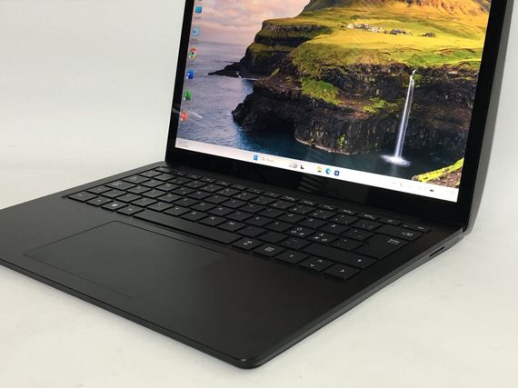 Ультрабук Microsoft Surface Laptop 4 1959 / 13.5" (2256x1504) IPS Touch / AMD Ryzen 7 4980U (8 (16) ядер по 2.0 - 4.4 GHz) / 16 GB DDR4 / 256 GB SSD NVMe / AMD Radeon RX Vega 8 Graphics / WebCam / Win 11 Pro б/в + Подарунок Накопичувач Kingston 64 ГБ | Зображення 8