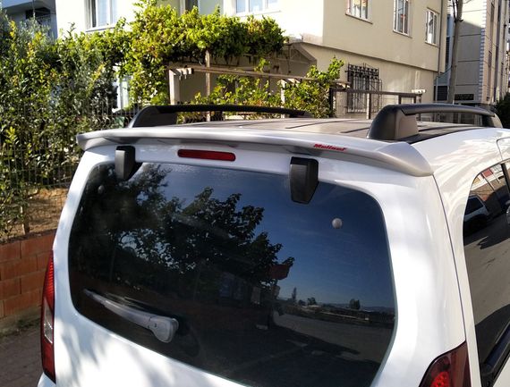 Спойлер Anatomic (1 дверца, под покраску) для Peugeot Partner Tepee 2008-2018 гг | Зображення 2