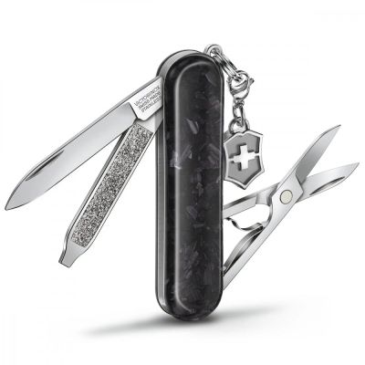 Нож Victorinox Classic SD Brilliant Carbon + брелок-лого (0.6221.90) | Зображення 1