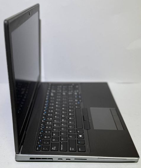 Мобильная рабочая станция Dell Precision 7540 / 15.6" (1920x1080) IPS / Intel Core i7-9750H (6 (12) ядер по 2.6 - 4.5 GHz) / 16 GB DDR4 / 512 GB SSD / nVidia Quadro T2000, 4 GB GDDR6, 128-bit / WebCam б/у | Зображення 3