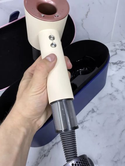 Фен з кейсом Super Hair Dryer Sakura 1 насадка рожевого кольору | Зображення 4
