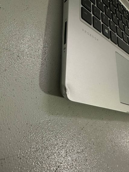 Ультрабук Б-класс HP ProBook 430 G6 / 13.3" (1366x768) TN / Intel Core i3-8145U (2 (4) ядра по 2.1 - 3.9 GHz) / 8 GB DDR3 / 128 GB SSD / Intel UHD Graphics / WebCam / HDMI б/у | Зображення 8