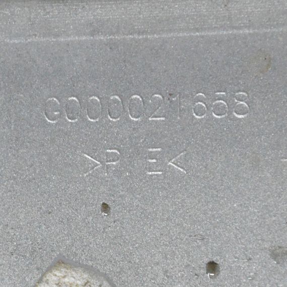 Накладка бампера Renault Laguna II 2000-2008 Молдинг кришки багажника Рено Лагуна 2 G000021658 | Зображення 5