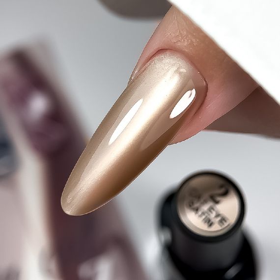 Гель-лак сатиновая кошка Crooz №02 Satin Cat (теплый шелково-карамельный) 8мл | Зображення 1