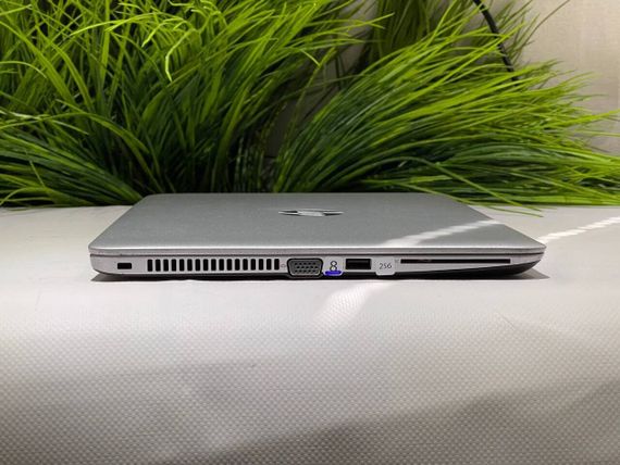Ноутбук HP EliteBook 840 G4 / 14" (1920x1080) TN / Intel Core i5-7200U (2 (4) ядра по 2.5 - 3.1 GHz) / 8 GB DDR4 / 120 GB SSD / Intel HD Graphics 620 / WebCam б/у | Зображення 4