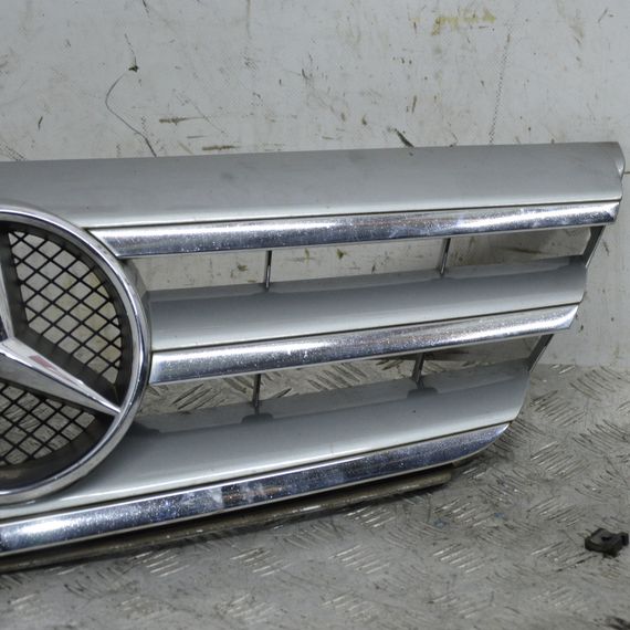 Решітка радіатора Mercedes B-Class W245 2005-2011 Решітка бампера Мерседес Б-Клас в245 A1698881660 | Зображення 3