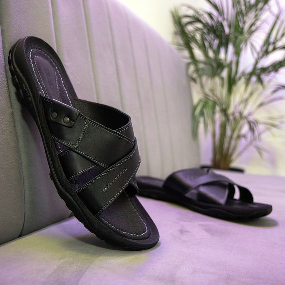 Шкіряні чоловічі шльопанці 46 47 48 49 50 розмір тапки