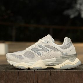 Кросівки весна/літо New Balance колір сірий,срібний