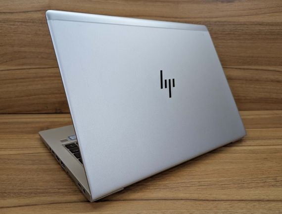 Ультрабук Б-клас HP EliteBook 830 G5 / 13.3" (1920x1080) IPS Touch / Intel Core i7-8650U (4 (8) ядра по 1.9 - 4.2 GHz) / 16 GB DDR4 / 512 GB SSD / Intel UHD Graphics 620 / HDMI / TouchID / Windows 10 б/в + Подарунок Бездротова миша / USB | Зображення 6
