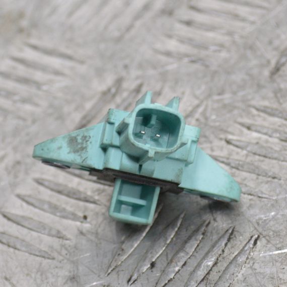 Датчик удару дверей передніх зіткнення Audi A4 (B8) Q5 датчик удару подушки безпеки Ауді 8K0955557C | Зображення 1