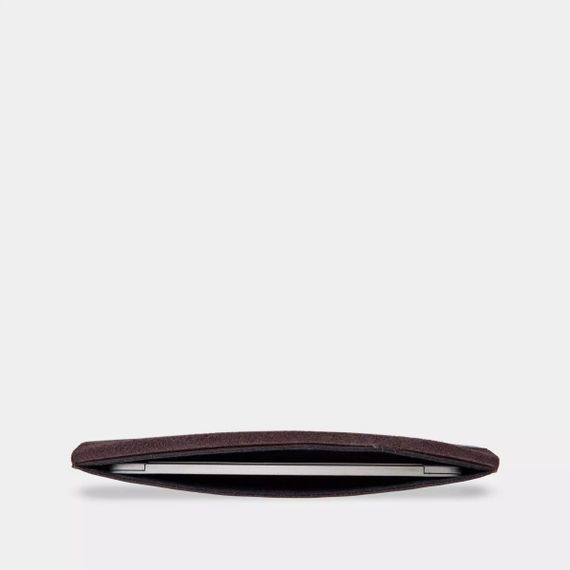Чехол для ноутбука классический Incarne Klouz MacBook Pro 16" 2019-2025 klouz-chocolate-pro-16 шоколадный | Зображення 6