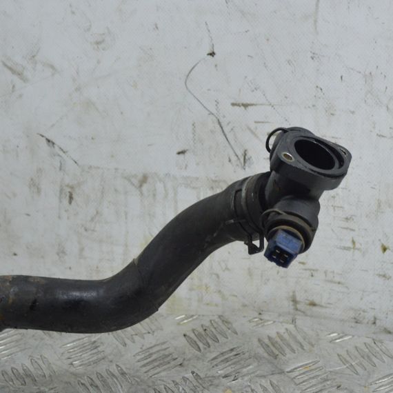 Патрубок системи охолодження 2.5 TDI Volkswagen T4 1995-2003 Шланг радіатора Фольксваген т4 7D0121049AS | Зображення 1