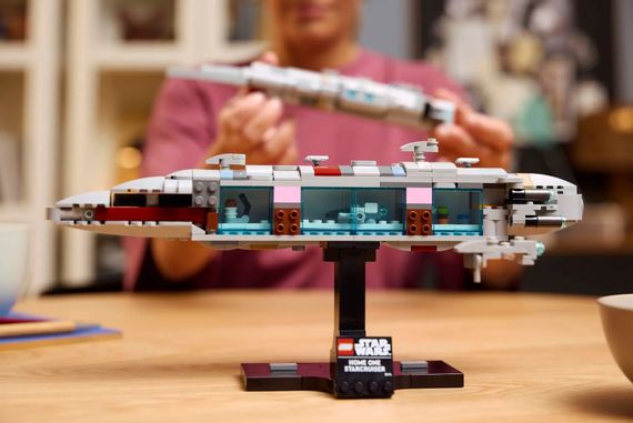 Конструктор LEGO Star Wars Звездный крейсер «Дом один» 75405 | Зображення 6