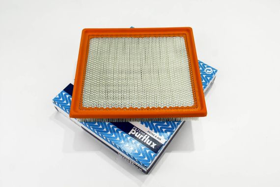 Повітряний фільтр Dodge Avenger 2.7-3.5i 07- /Chrysler Voyager 2.4-3.8i 00-, PURFLUX (A1154)