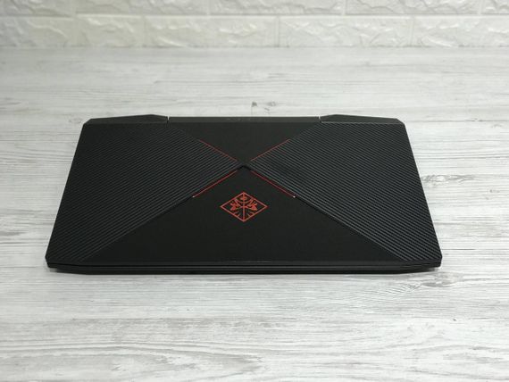 Ноутбук  HP Omen 15.6 FHD IPS Intel i5-7300HQ 8 RAM  NVIDIA GTX 1050 4 ГБ | Зображення 3