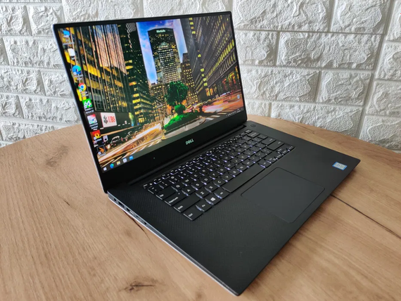 Ноутбук Dell Precision 5520/15.6"IPS/i7 7820HQ/8Gb/SSD240Gb/Quadro M1200-4Gb | Зображення 2