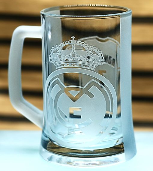 Пивной бокал 670 мл Реал Мадрид Real Madrid с гравировкой подарок для фаната футбольная кружка Роналдо | Зображення 2