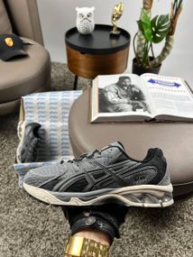 Чоловічі кросівки ASICS Gel-Nimbus 10.1 Grey Beige  весна / літо / осінь A4065