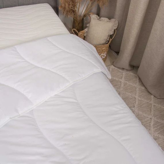 Ковдра євро силіконова Viluta Relax Light 21375 200x220 см біла | Зображення 3