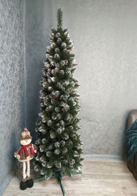 Ялинка Лідія з білими кінчиками, конусна 2,00 м.