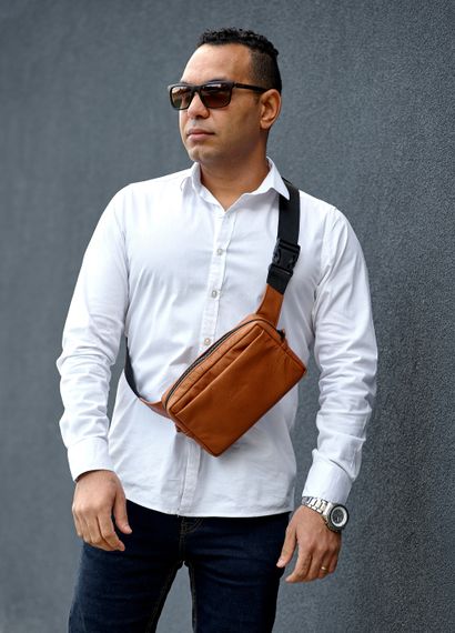 Чоловіча шкіряна сумка бананка 0ST руда шкіра 24 × 16 (88218121) | Зображення 1