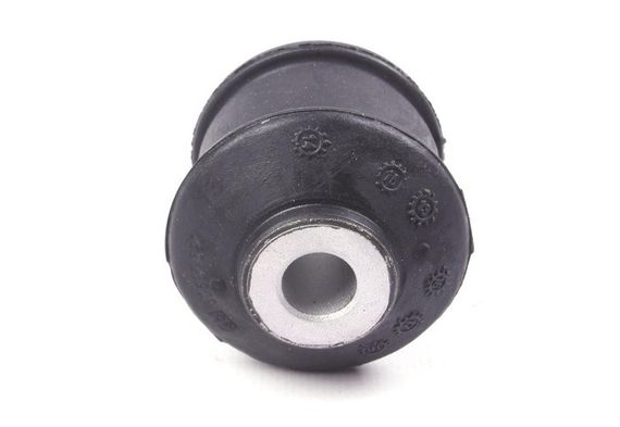 Сайлентблок важеля заднього Audi A4 A6 00- 30687