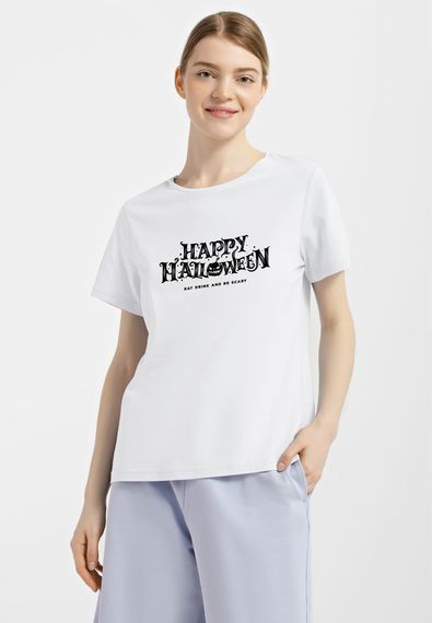 Футболка жіноча біла з принтом "Їж, пий та будь страшним", 2XL