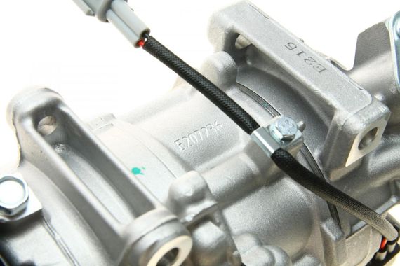 Компресор кондиціонера Renault Grand Scenic III Megane III 1.9dCi 2.0TCe 08- 813245 | Зображення 2
