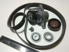Ремінь генератора струмковий + ролики RENAULT 1.6 16v (117206746R) 6PK1822