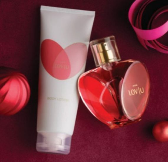 Подарунковий парфумерний набір Avon Lov U для Неї