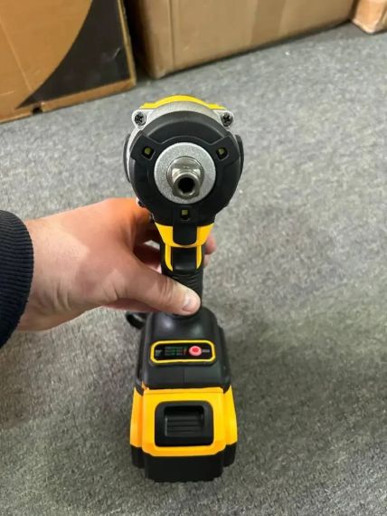 Набор 2 в 1 гайковерт и шуруповерт бесщеточный 2 АКБ в кейсе 48Вт | Зображення 3