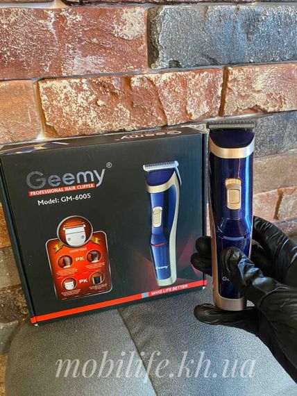 Машинка Для стрижки Волосся Gemei Gm-6005 / Лезо неіржавкої сталі/4 знімні насадки | Зображення 4