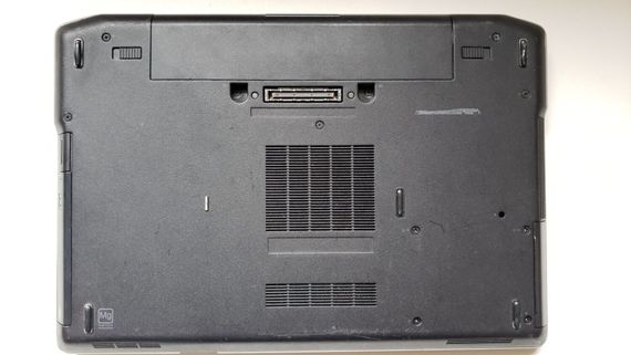Ноутбук Dell Latitude E6420 / 14" (1600x900) TN / Intel Core i7-2620M (2 (4) ядра по 2.7 - 3.4 GHz) / 8 GB DDR3 / 256 GB SSD / Intel HD Graphics 3000 / WebCam б/в | Зображення 8