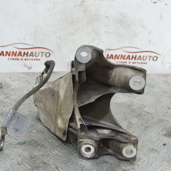 Кронштейн опори двигуна BMW E60 N52 2003-2010 Лапа опора мотора БМВ е60 22116770940 6770940 | Зображення 2