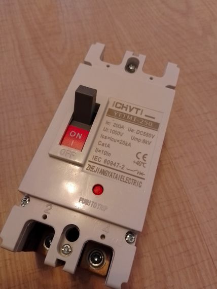 Автоматичний DC mccb вимикач 200а ICHYTI 2p | Зображення 1