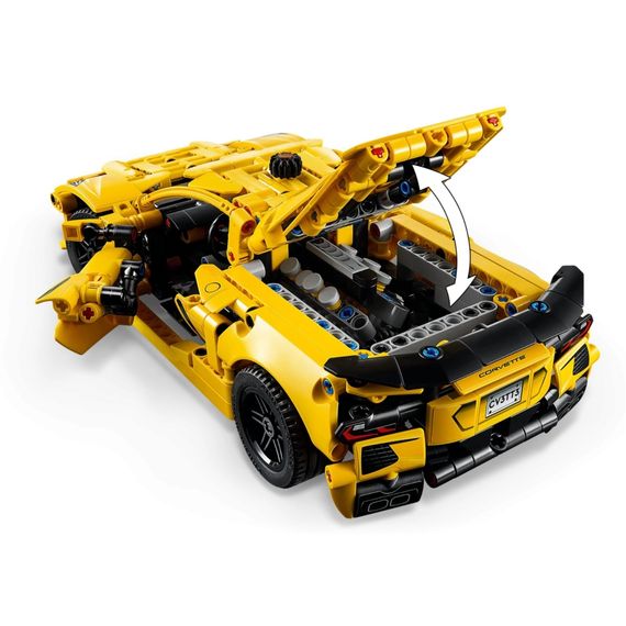 Конструктор LEGO Technic Chevrolet Corvette Stingray (42205) | Зображення 5