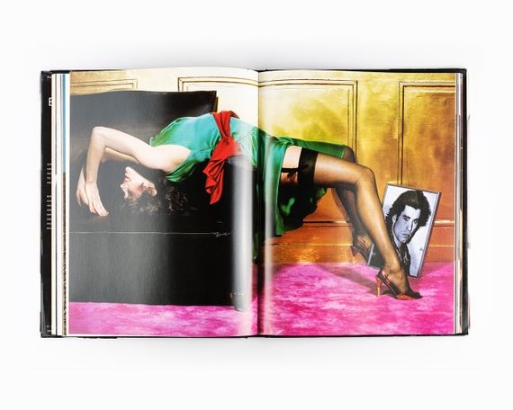 Книга з fashion-фотографії Guy Bourdin: Exhibit A. Б/У альбоми відомих фотографів роботи Гі Бурдена | Зображення 5