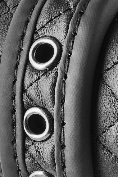 Наручники Dream Toys BLAZE HANDCUFF DIAMOND BLACK Sex Aura | Зображення 3